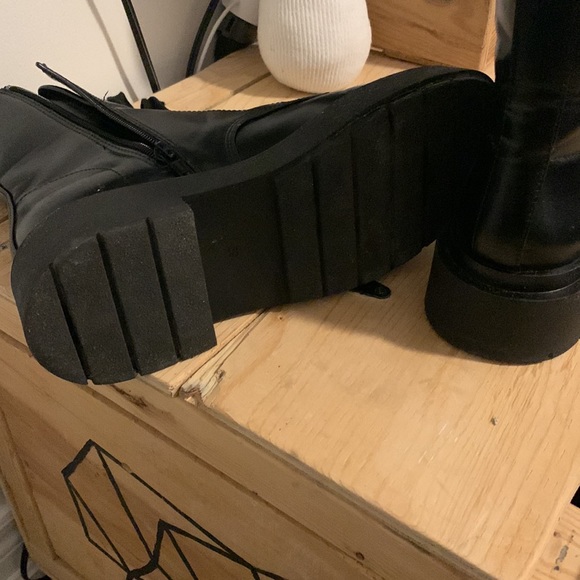 H & M Pleather boots size 8 - Picture 5 of 5